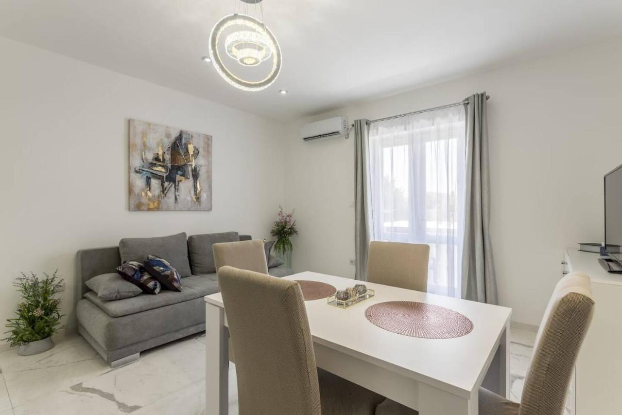 Royal Gold Apartment Водице Екстериор снимка