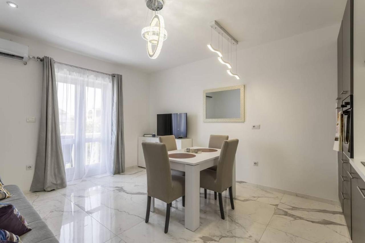 Royal Gold Apartment Водице Екстериор снимка