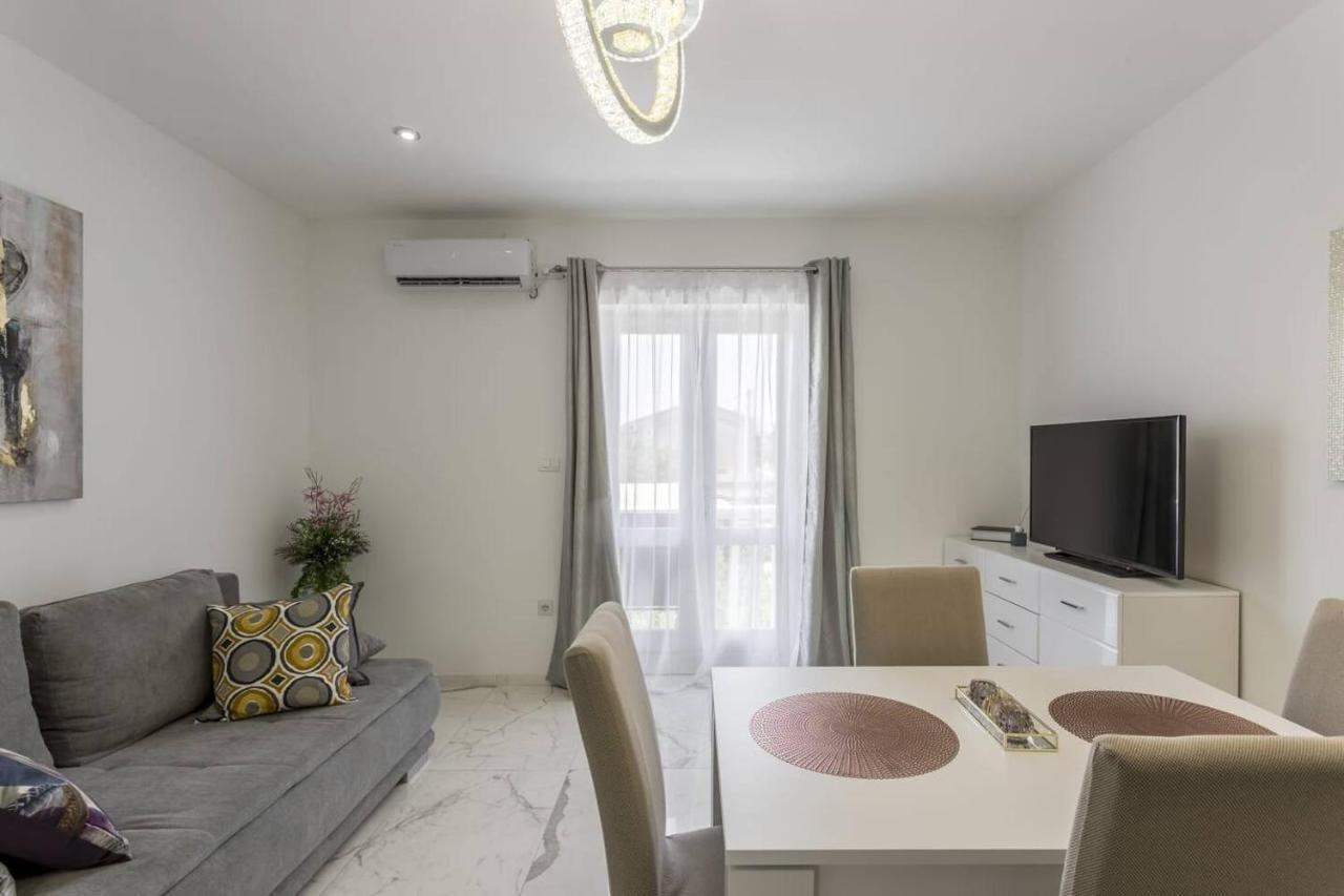 Royal Gold Apartment Водице Екстериор снимка